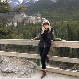 Meet your Posher, Mercato